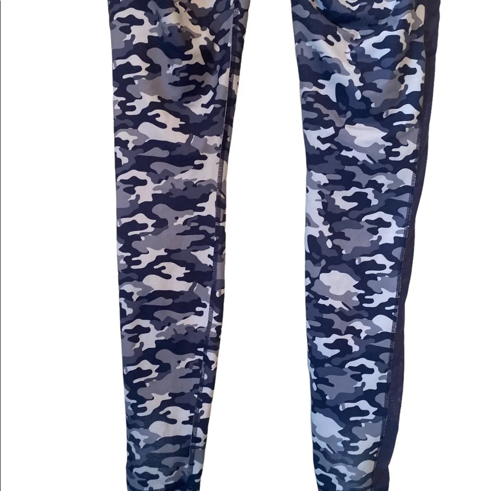 Fabletics mesh perfect up